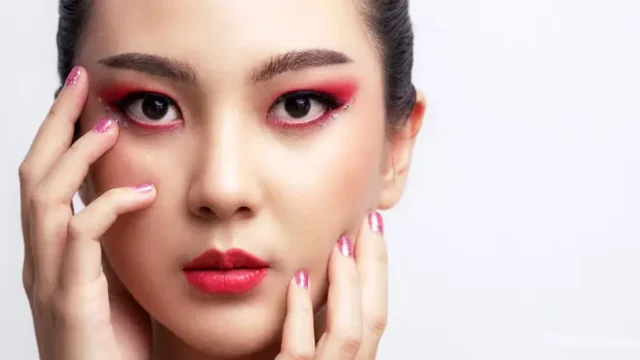 Jasa Profesional Makeup Artist Jakarta Devy MUA