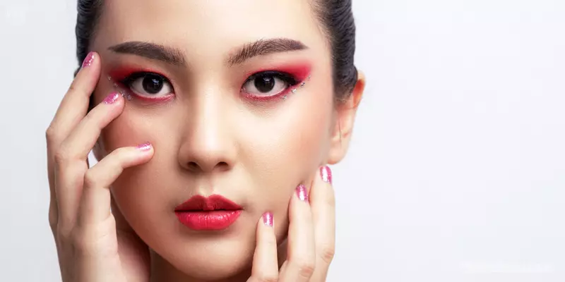 Jasa Profesional Makeup Artist Jakarta Devy MUA